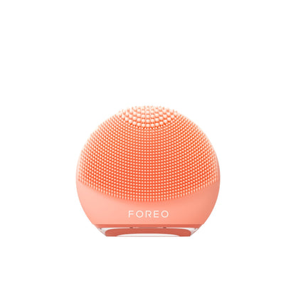 FOREO LUNA™ 4 go facial cleansing & massaging device