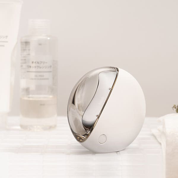 LISSCODE Smio.V 4-in-1-Gesichtsmassagegerät (Weiß)